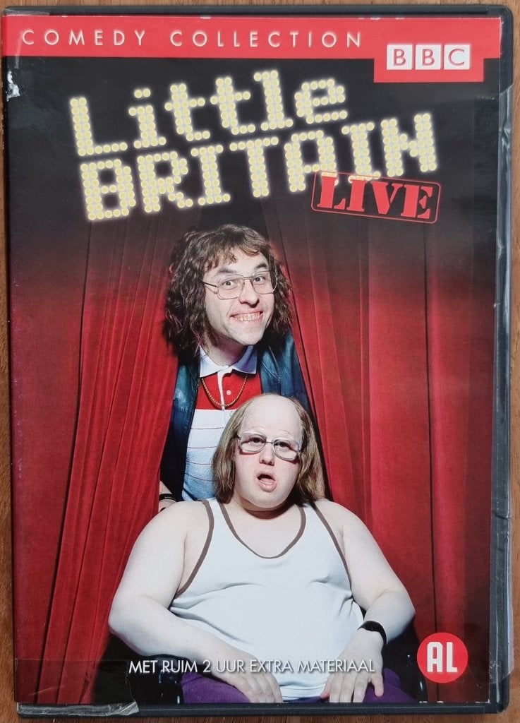 DVD Little Britain Live + 2 British Comedy onderzetters ZGAN, Alle leeftijden, Ophalen of Verzenden, Zo goed als nieuw, Britse komedie