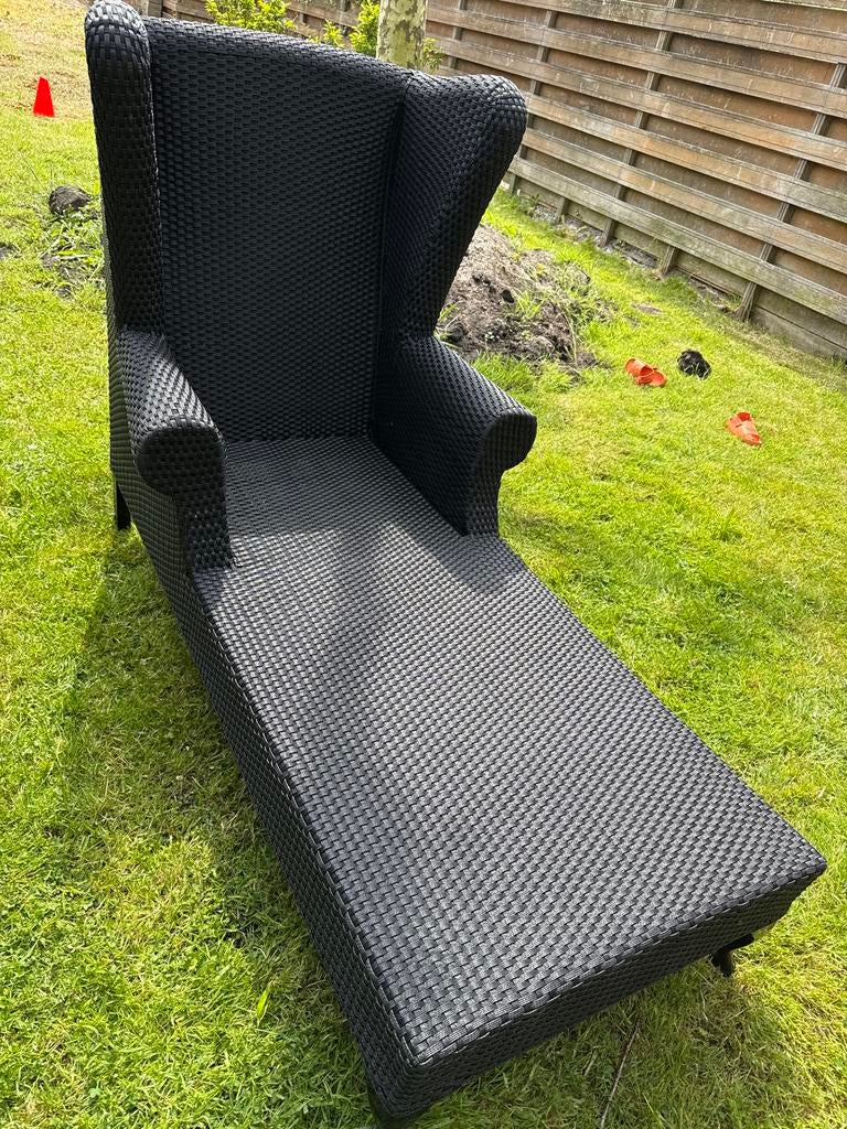 Luxe Wicker Ligstoel - Zwart - BOREK, Tuin en Terras, Ligbedden, Ophalen, Zo goed als nieuw, Wicker