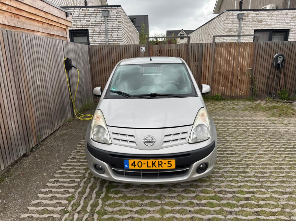 Nissan Pixo 1.0 50KW 5D 2010 Grijs, Auto's, Nissan, Voorwielaandrijving, 200 kg, 4 stoelen, Origineel Nederlands