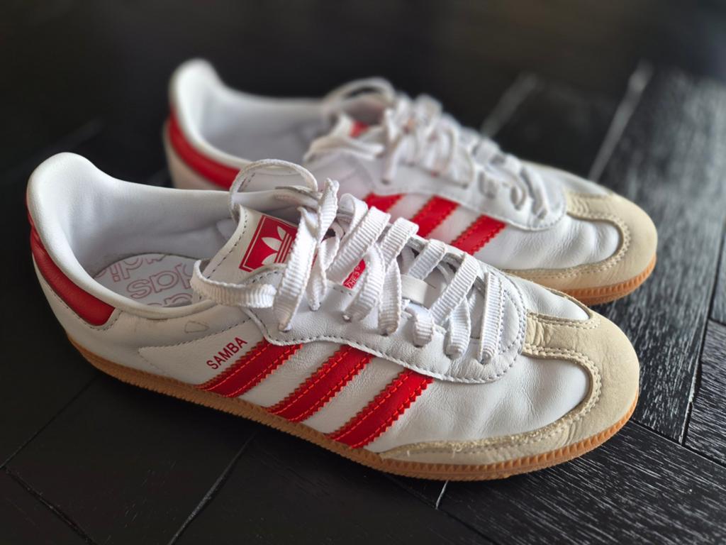 Zgan dames adidas Samba maat 38 rood, Kleding | Dames, Schoenen, Adidas, Ophalen of Verzenden, Rood, Sneakers of Gympen