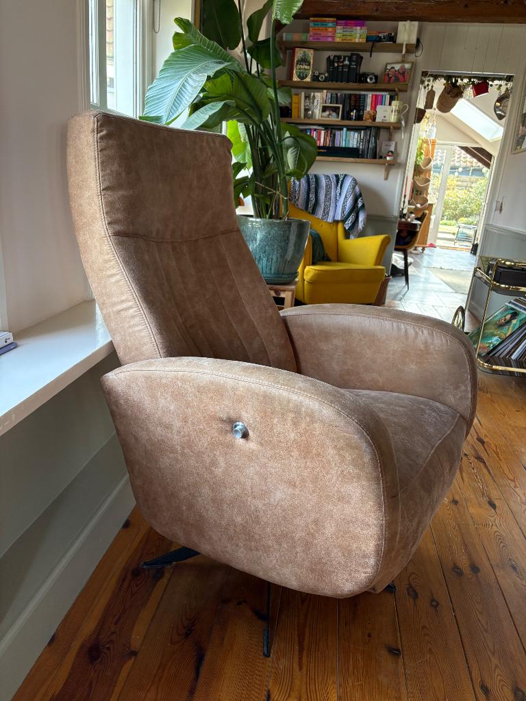 Cognac leer relax fauteuil, Huis en Inrichting, Ophalen, Zo goed als nieuw, 50 tot 75 cm, Leer