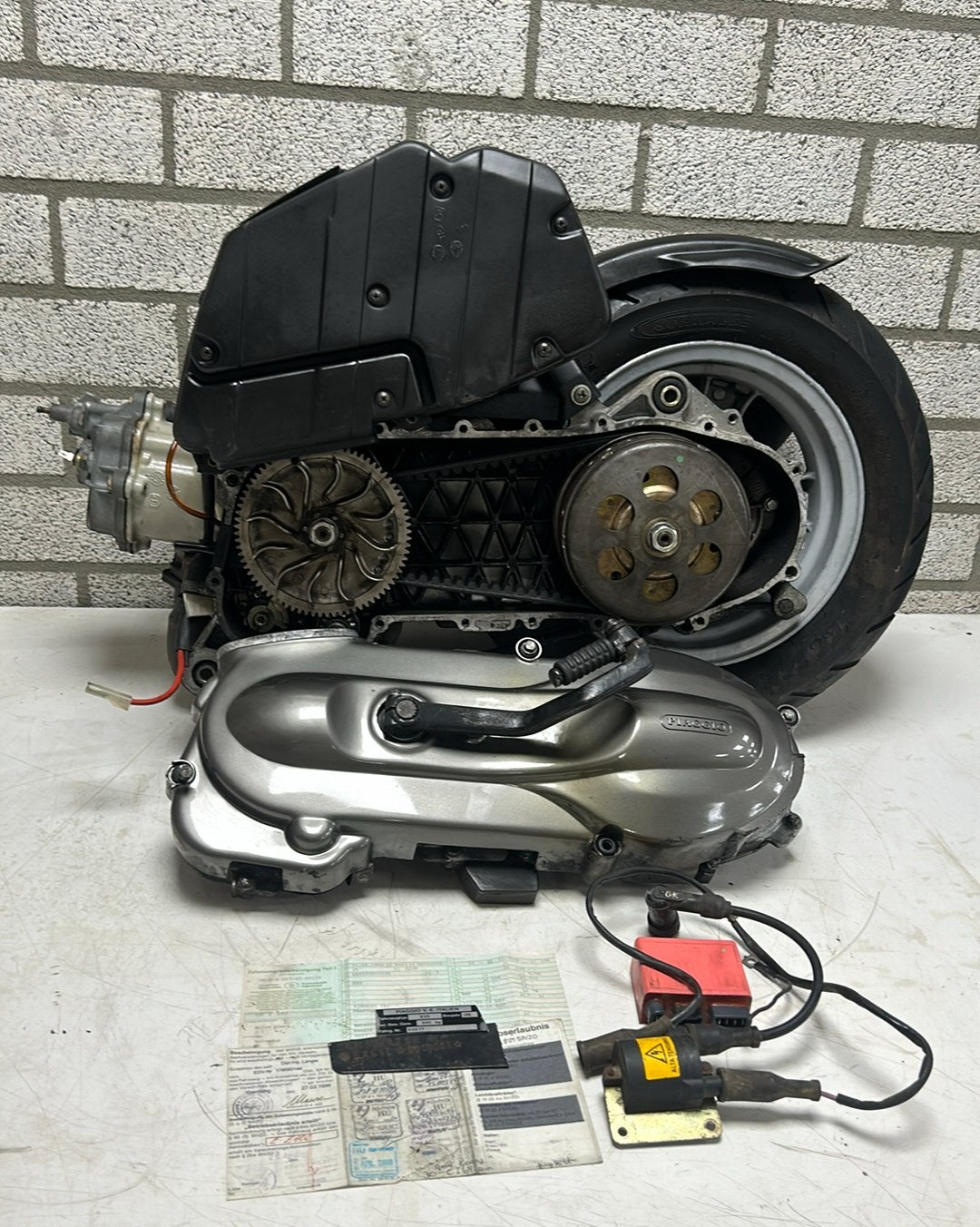 Piaggio hexagon 125cc blok met papieren - ( skr zip 2t 2takt, Ophalen, Zo goed als nieuw, Blok, Piaggio