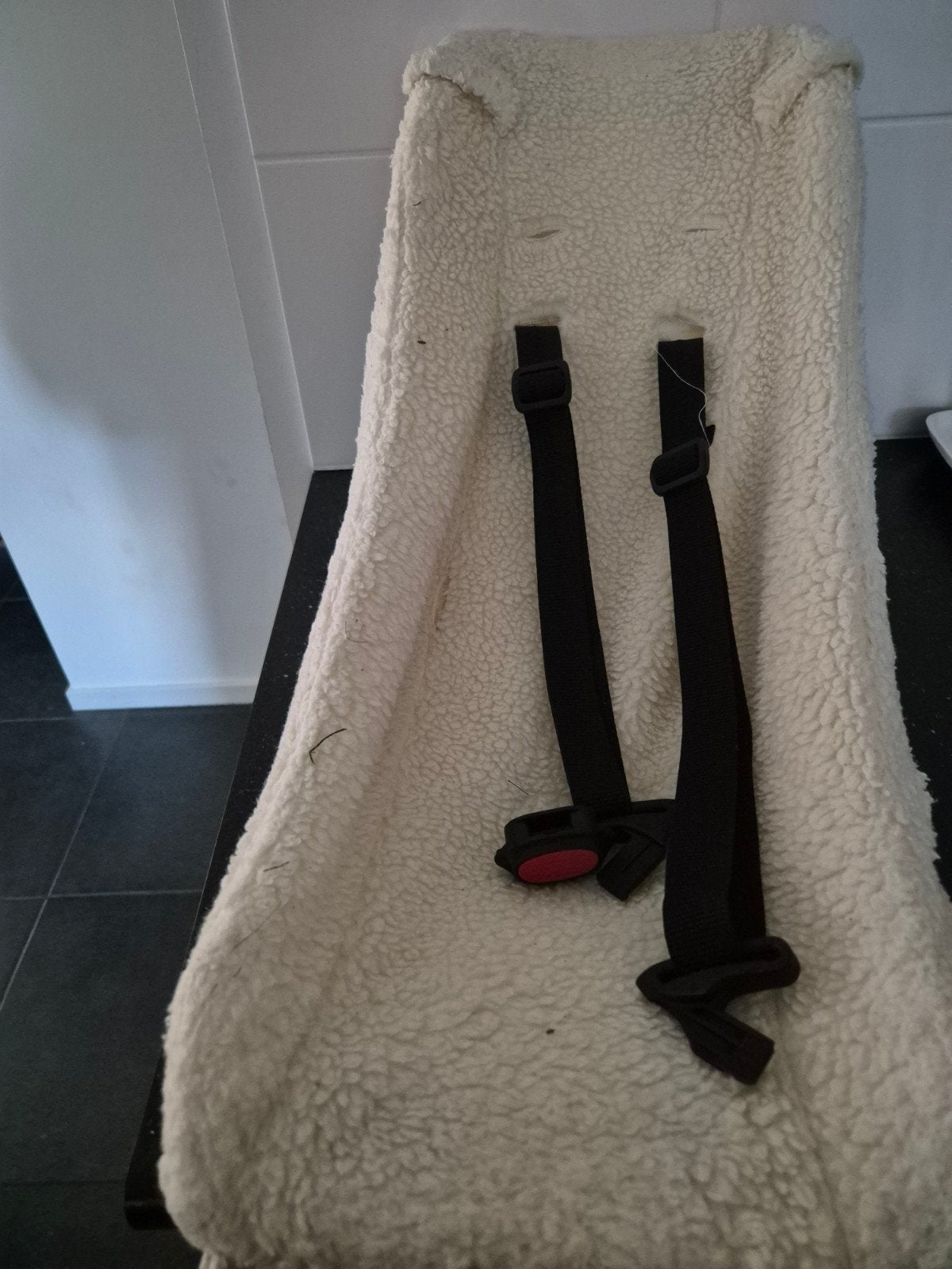 babyschaal met schapenvacht inleg voor bakfiets, Overige merken, Ophalen of Verzenden, 0 t/m 13 kg, Gebruikt