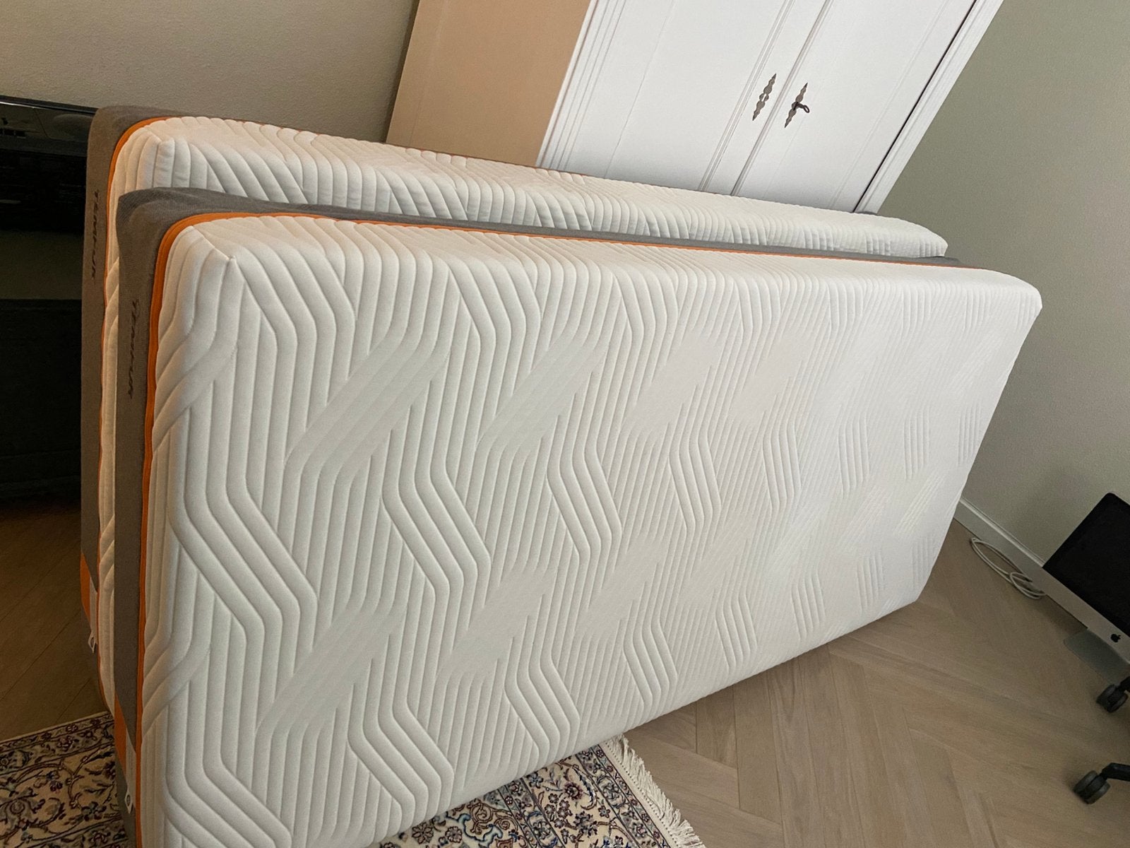 2 Tempur original Elite matrassen, 90x200x25 cm, Ophalen, Zo goed als nieuw, Eenpersoons, 90 cm