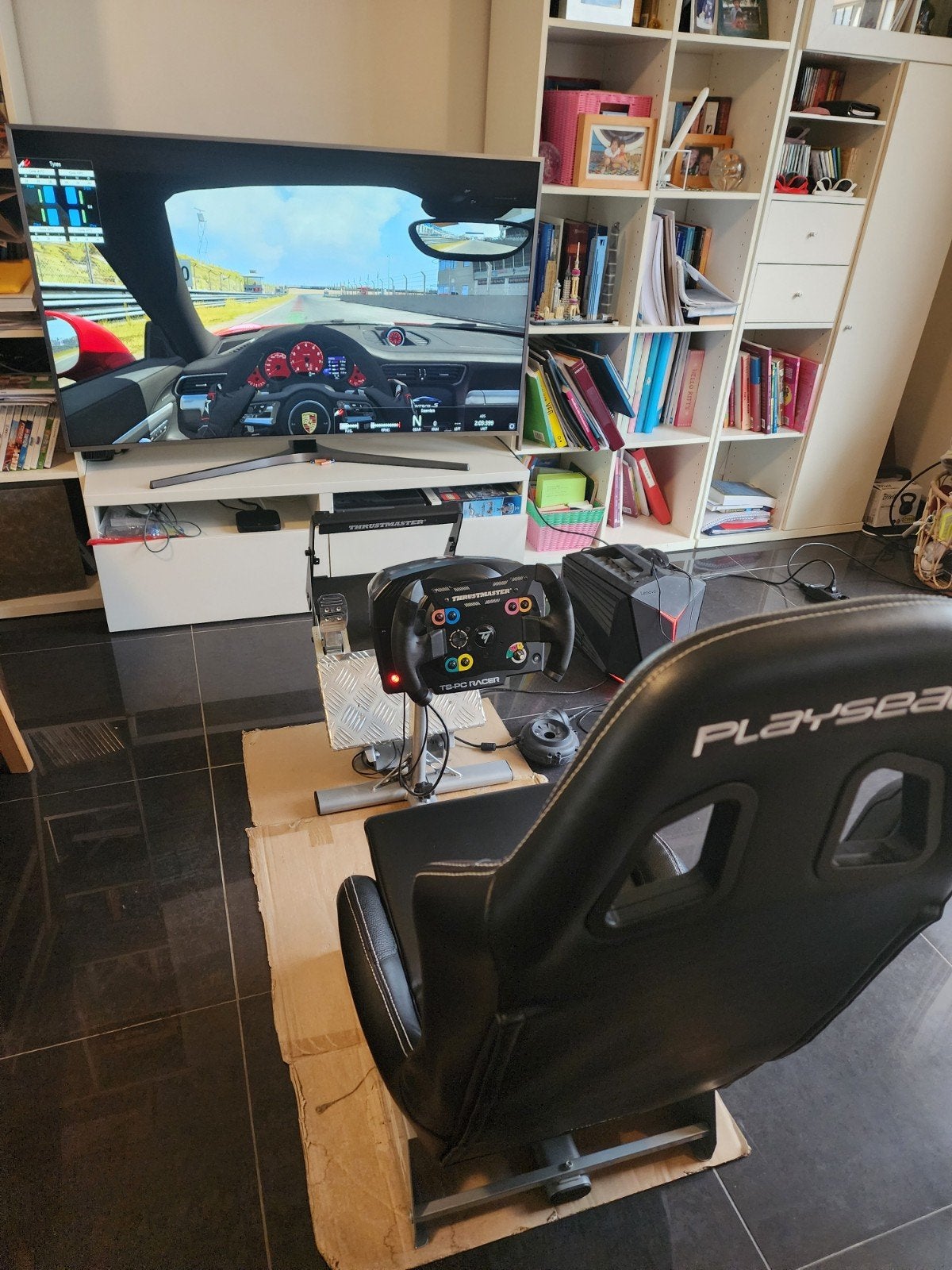 Thrustmaster TS-PC Racer met Playseat Evolution, Spelcomputers en Games, Spelcomputers | Overige, Ophalen, Zo goed als nieuw