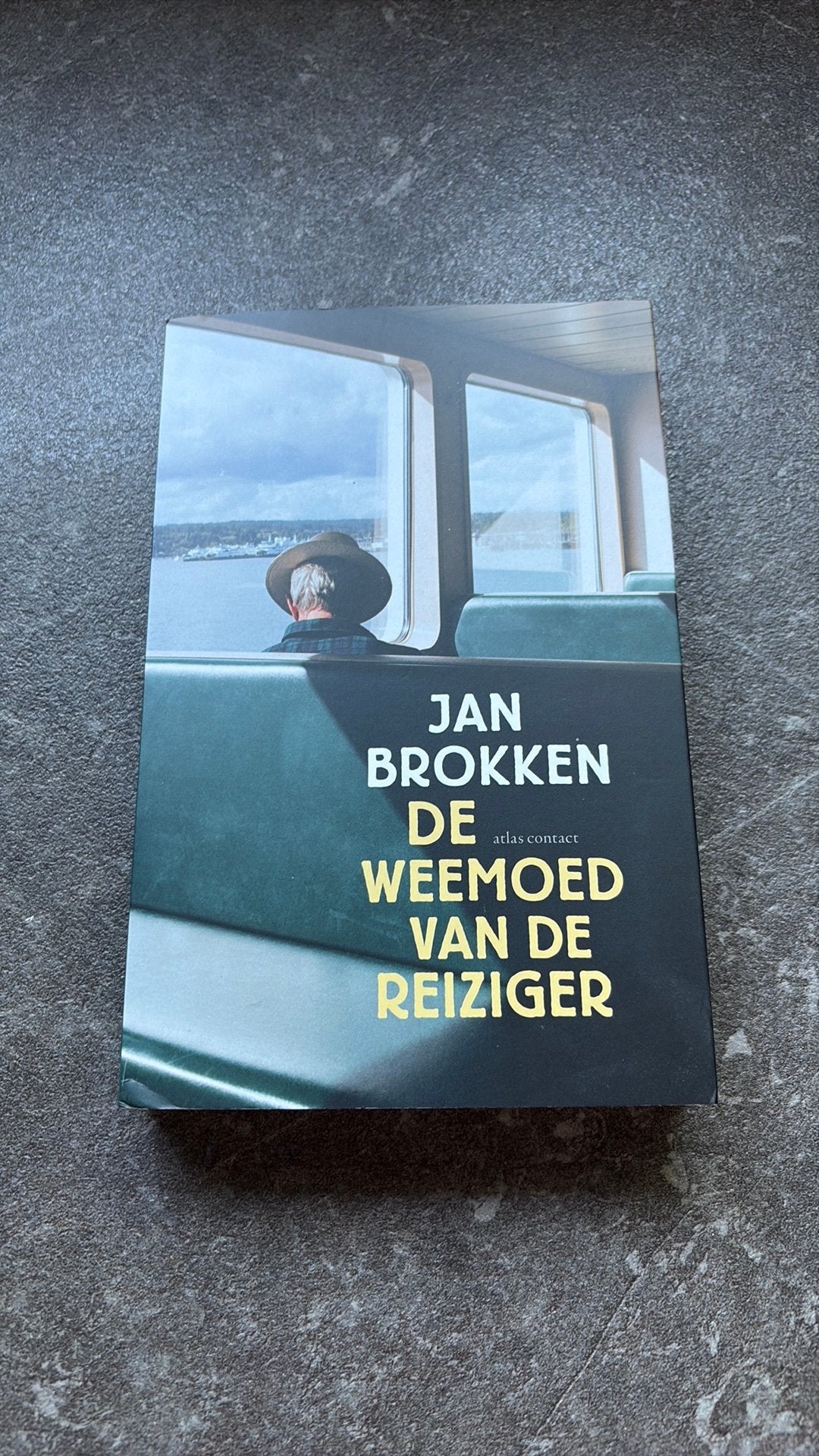 Jan Brokken - De weemoed van de reiziger, Ophalen of Verzenden, Zo goed als nieuw, Jan Brokken