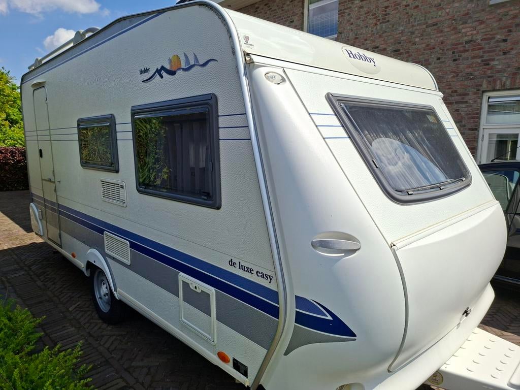 Hobby 440 SF SB Zeer mooie staat zgan voortent fietsdr, Hobby, Bedrijf, 4 tot 5 meter, Schokbreker
