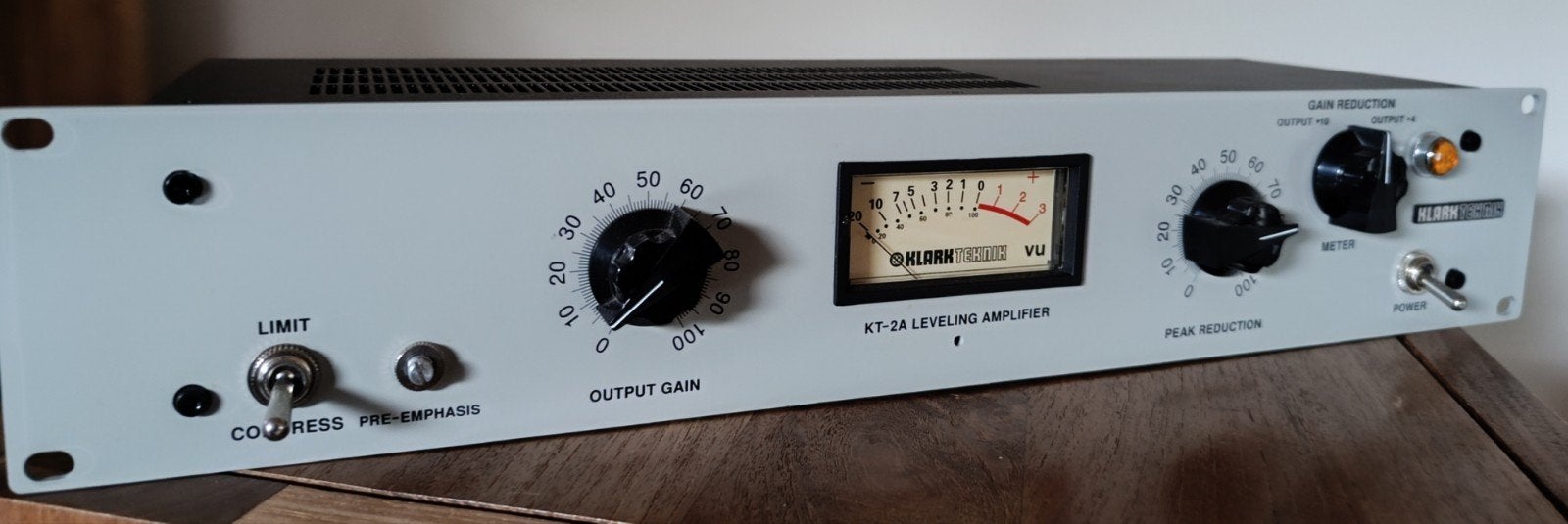Klark Teknik KT2A met Opto upgrade., Ophalen of Verzenden, Zo goed als nieuw, Compressor