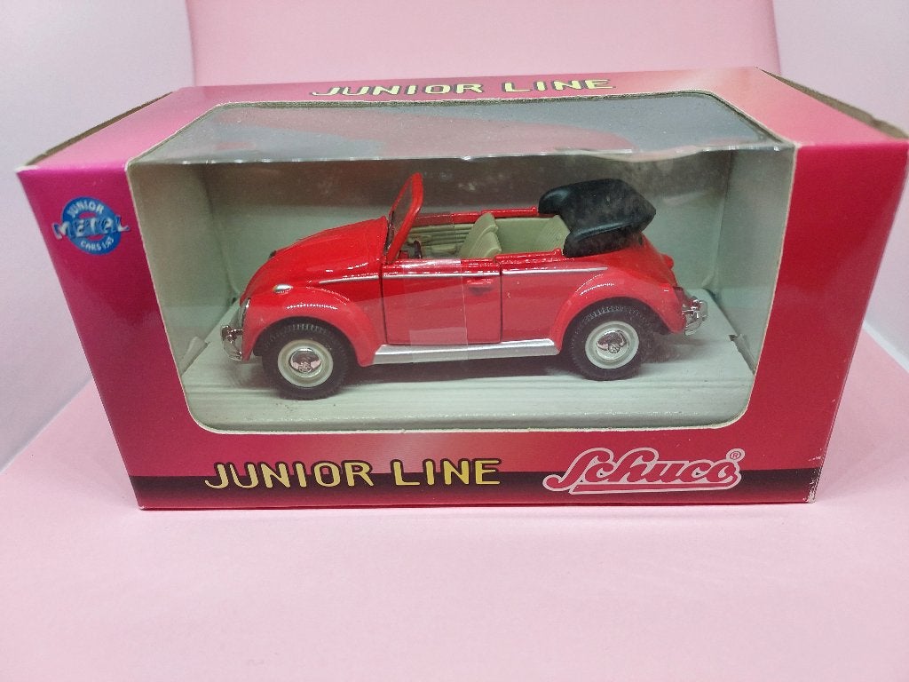 VW VOLKSWAGEN KEVER CABRIO 1-43 SCHUCO ONBESPEELD IN DOOS., Ophalen of Verzenden, Nieuw, Auto, Schuco
