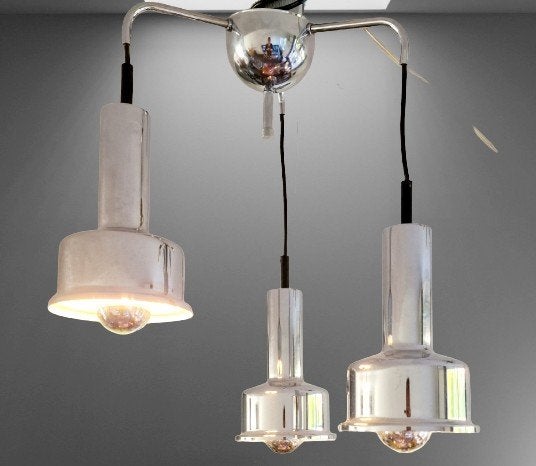 Deense hanglamp met 3 chroom kappen, Ophalen of Verzenden, Gebruikt, Metaal, Deens design, Modern