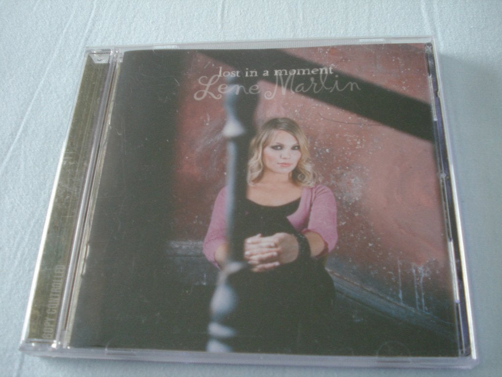 LENE MARLIN - LOST IN A MOMENT, Pop, Ophalen of Verzenden, Zo goed als nieuw, Inclusief boekje