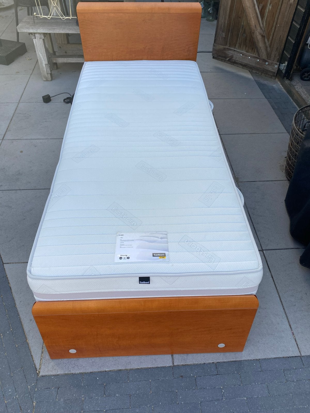Elektrisch verstelbare bedbodem 90x195 cm met matras, Ophalen, 90 cm, Eenpersoons, Zwart