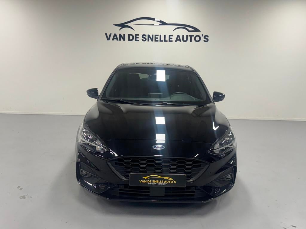 Ford Focus 1.5 EcoBoost Vignale AUTOMAAT/PANO/KEYLESS/B&O/ST, Auto's, Ford, 1304 kg, Gebruikt, Euro 6, Zwart