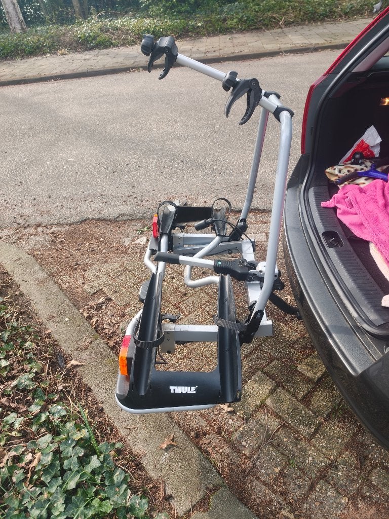 Fietsendrager Thule, Ophalen, 2 fietsen, Trekhaakdrager, Elektrische fiets