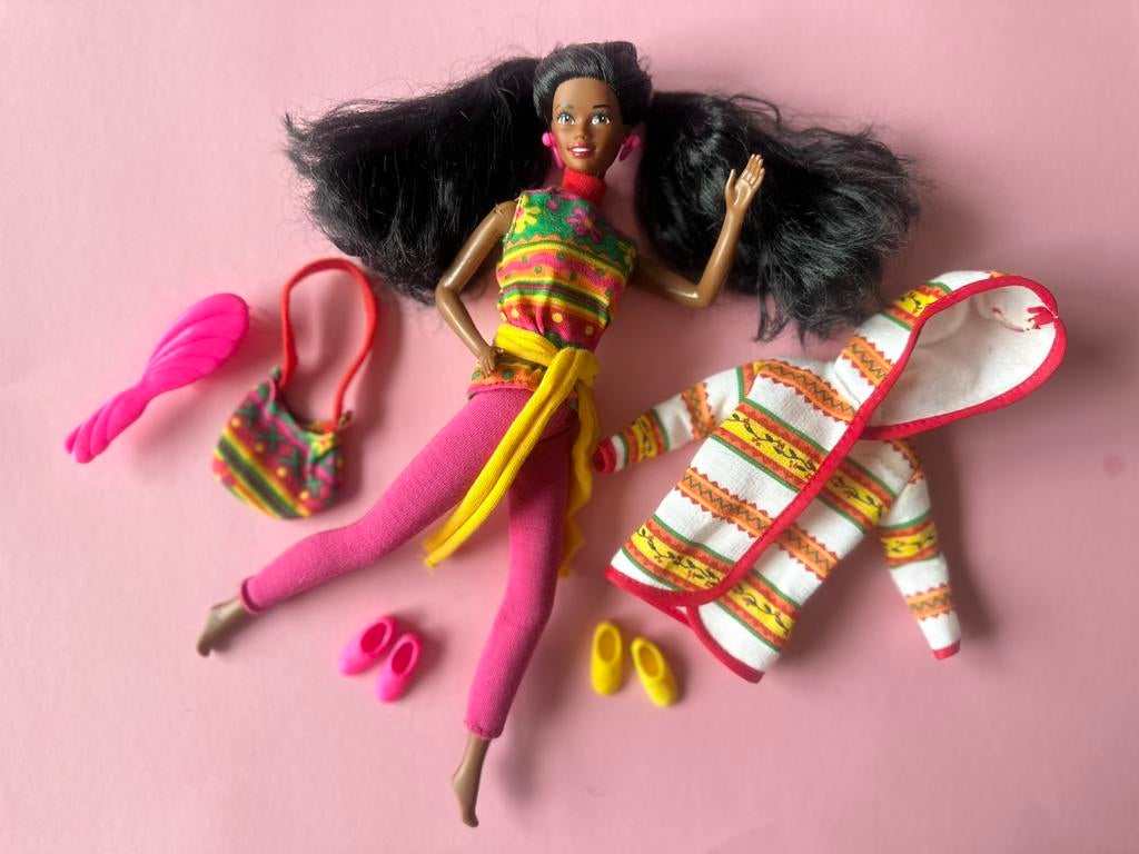 Barbie United Colors of Benneton Christie 90’s, Verzamelen, Poppen, Ophalen of Verzenden, Zo goed als nieuw