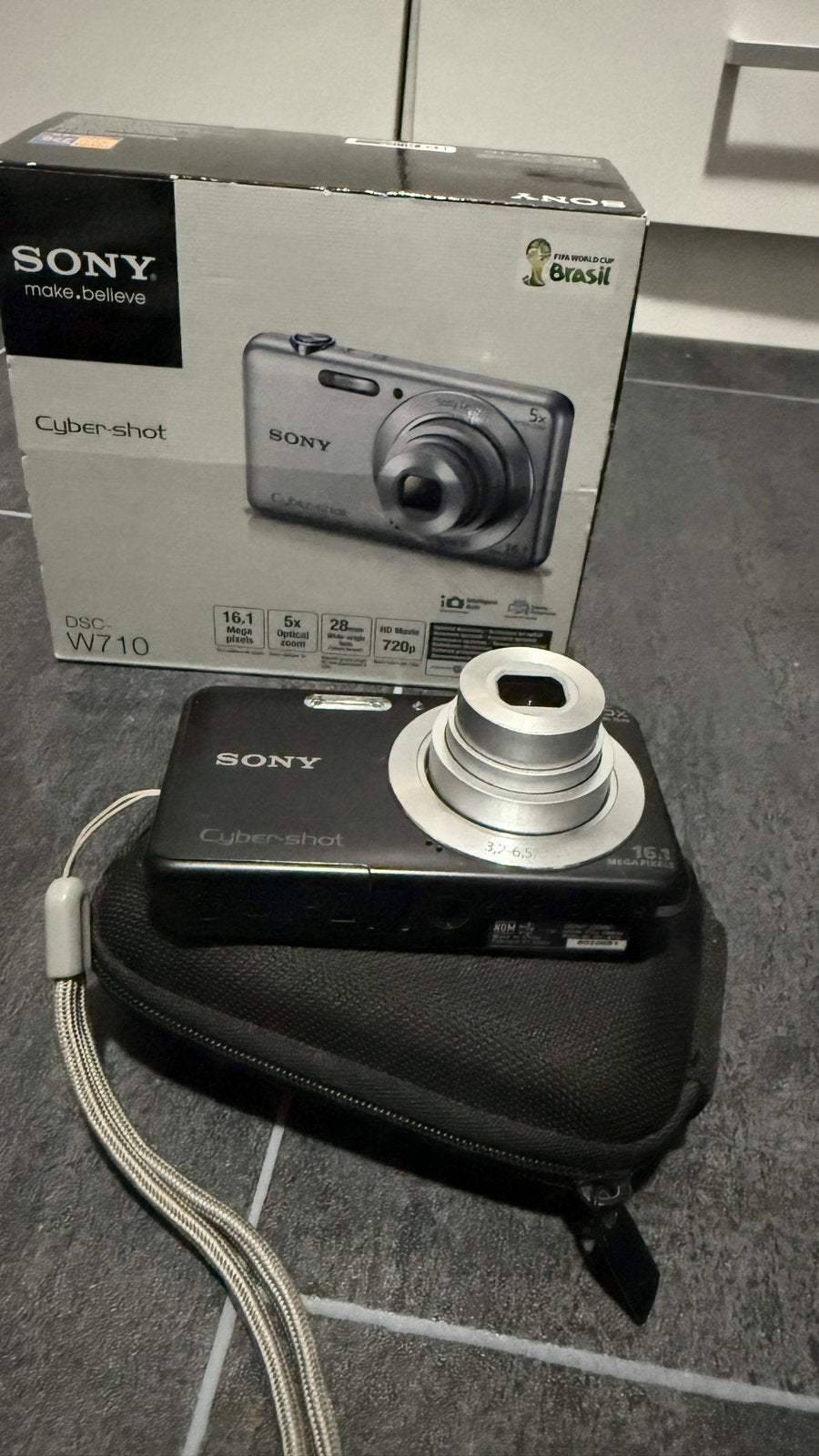 Foto 4 van Sony Cyber-shot DSC-W710 16.1MP compleet met doos oplader SD