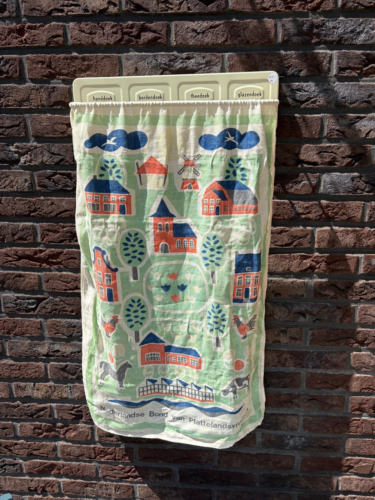 Vintage theedoekhouder met theedoek - Plattelandsleven, Antiek en Kunst, Ophalen of Verzenden