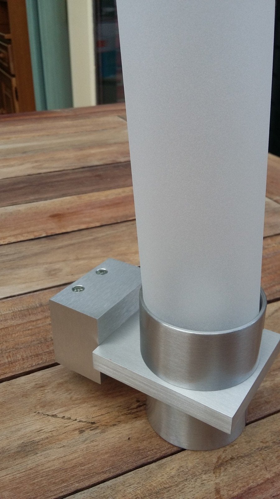 Deltalight Wandlamp - Aluminium met matglazen kap, Huis en Inrichting, Ophalen of Verzenden, Zo goed als nieuw, Glas