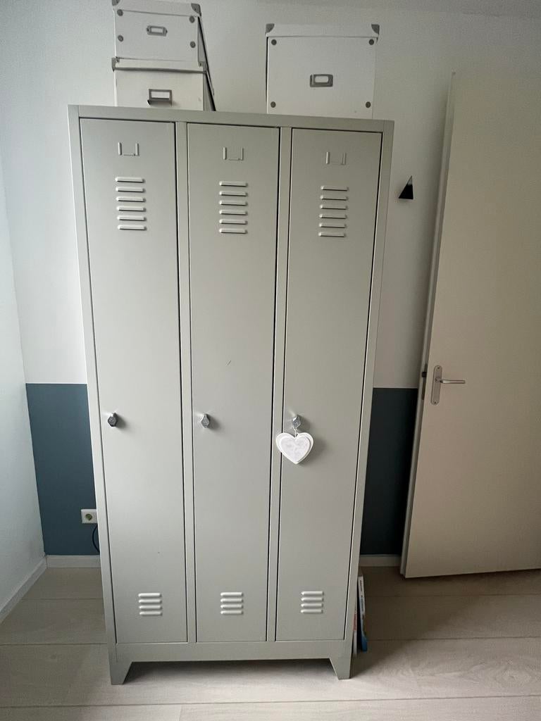 Complete stoere jongens kamer: hoogslaper, werkbank, locker, Ophalen, Gebruikt