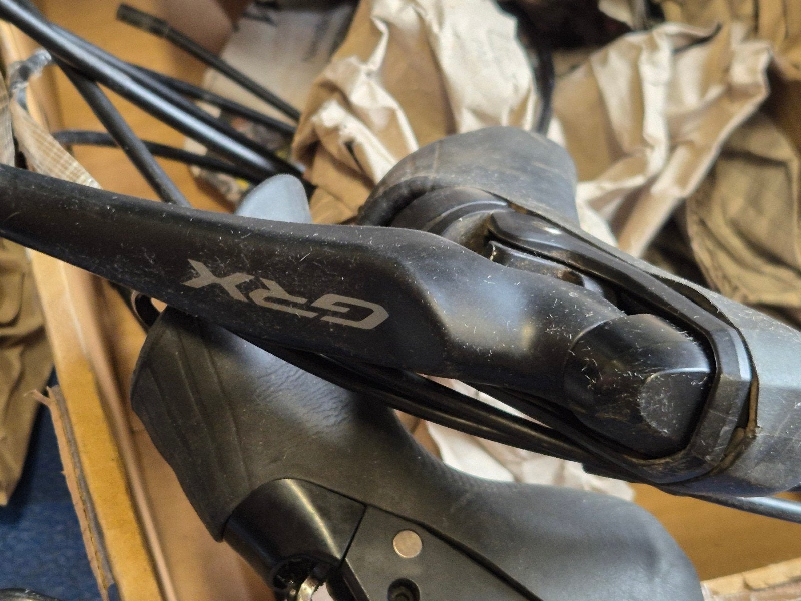 Shimano GRX 1x11 Shifters (BL-RX600 & ST-RX600) & leidingen, Fietsen en Brommers, Fietsonderdelen, Remmen, Gebruikt, Kunststof