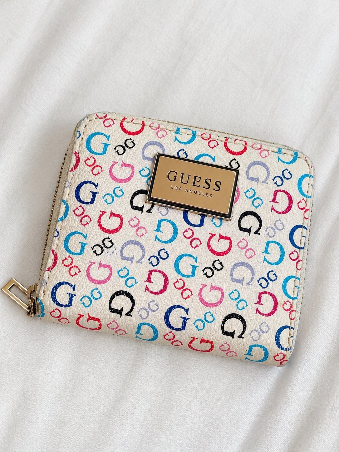 GUESS Multicolor Logo Zip Wallet – Y2K Style, Ophalen of Verzenden, Zo goed als nieuw, Guess