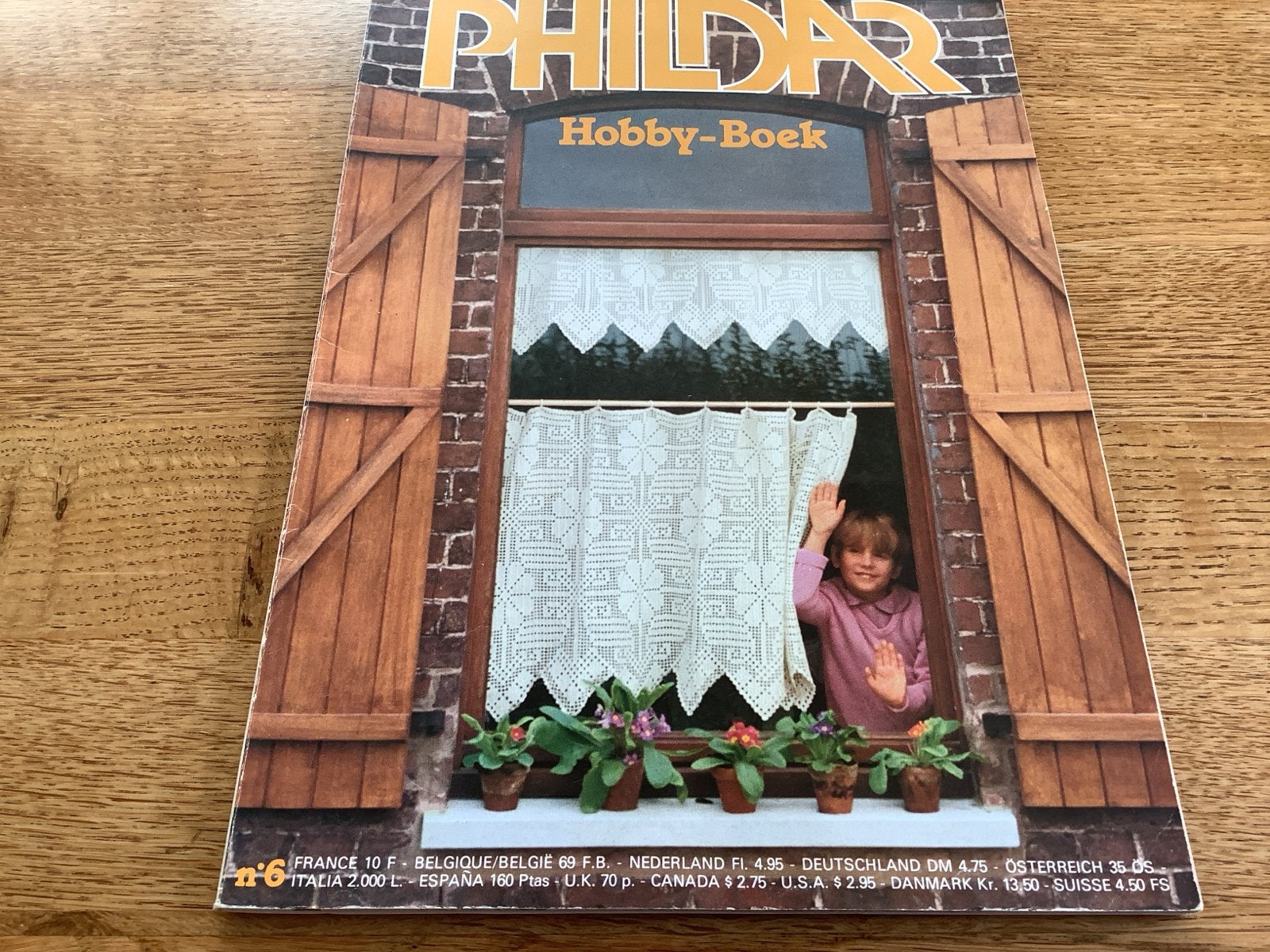 Phildar Hobby-Boek Nr. 6 - Haken en Handwerken, Ophalen of Verzenden, Gelezen, Breien en Haken