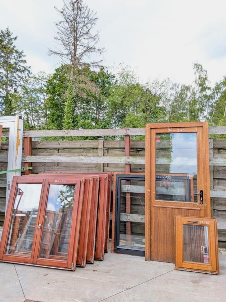 Prachtige Bundel: 8 KOZIJNEN EN DEUR HARDHOUT !!!, Doe-het-zelf en Verbouw, Kozijnen en Schuifpuien, Gebruikt, Raamkozijn, Inclusief glas