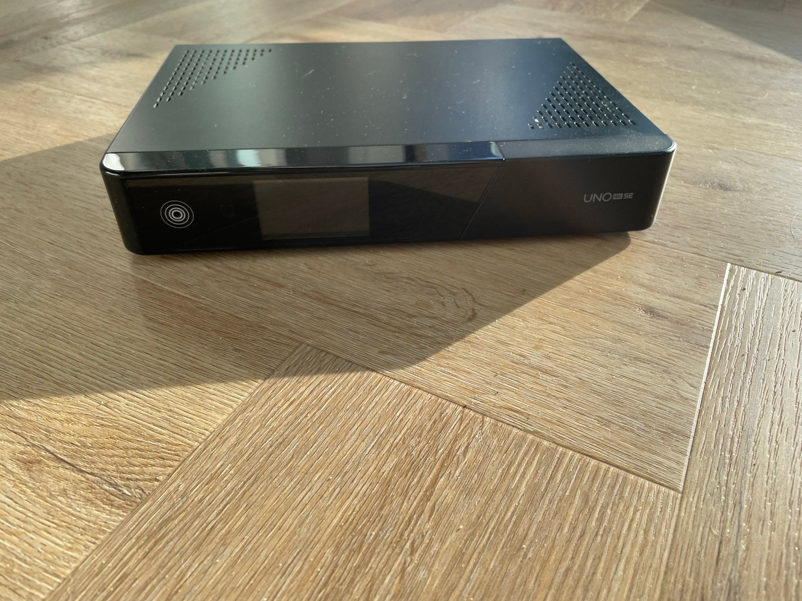 VU+ UNO 4K SE FBC- S2, Ophalen of Verzenden, Zo goed als nieuw, Decoder