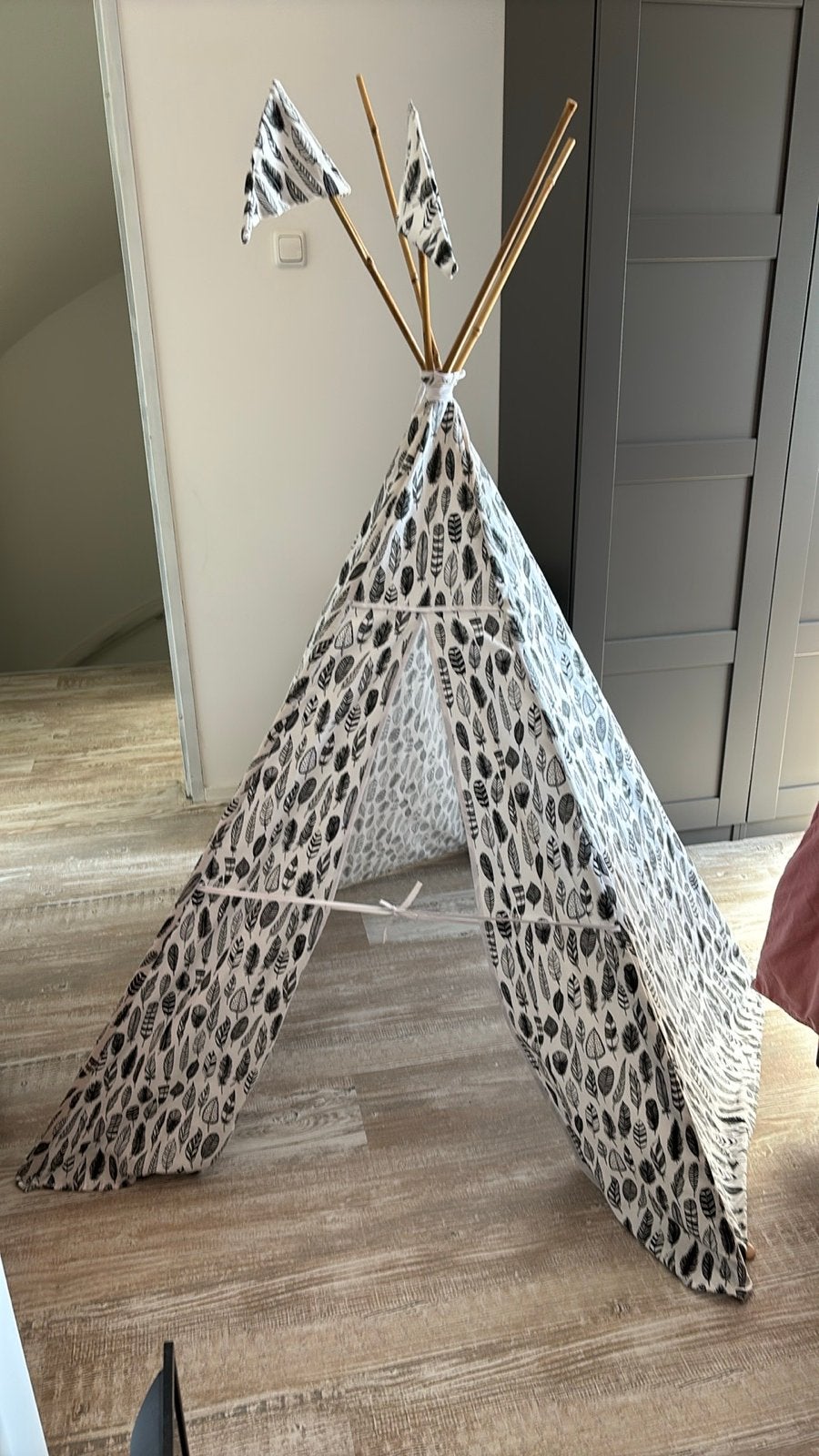 Leuke speel tipi tent voor kinderen met verenprint, Ophalen, Gebruikt