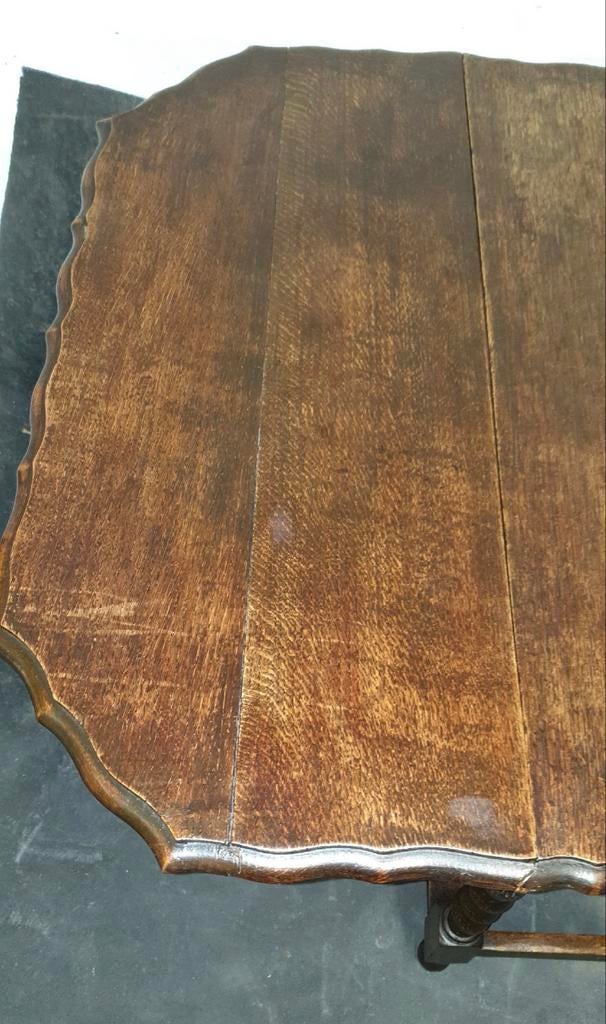 Antieke getorste hangoor tafel, Ophalen