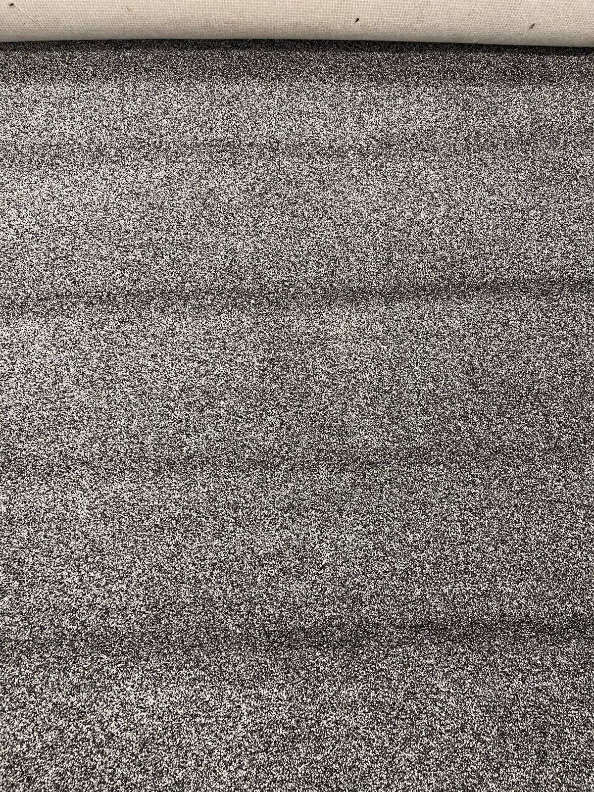 Nieuw grijs/antraciet tapijt restant 170x300 cm, Huis en Inrichting, Ophalen, 150 tot 200 cm, Grijs, Rechthoekig