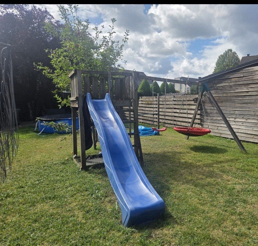 Houten speeltoestel met glijbaan en  dubbeleschommel, Ophalen, Gebruikt, Schommel