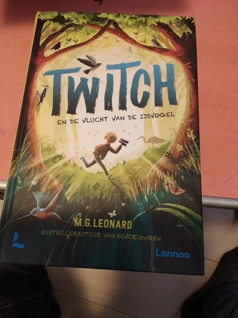 M.g Leonard twitch en de vlucht van de ijsvogel € 5, Boeken, Ophalen of Verzenden, Zo goed als nieuw