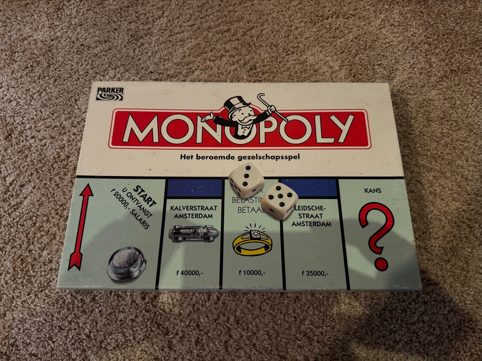 Monopoly - Het beroemde gezelschapsspel, Drie of vier spelers, Ophalen of Verzenden, Gebruikt