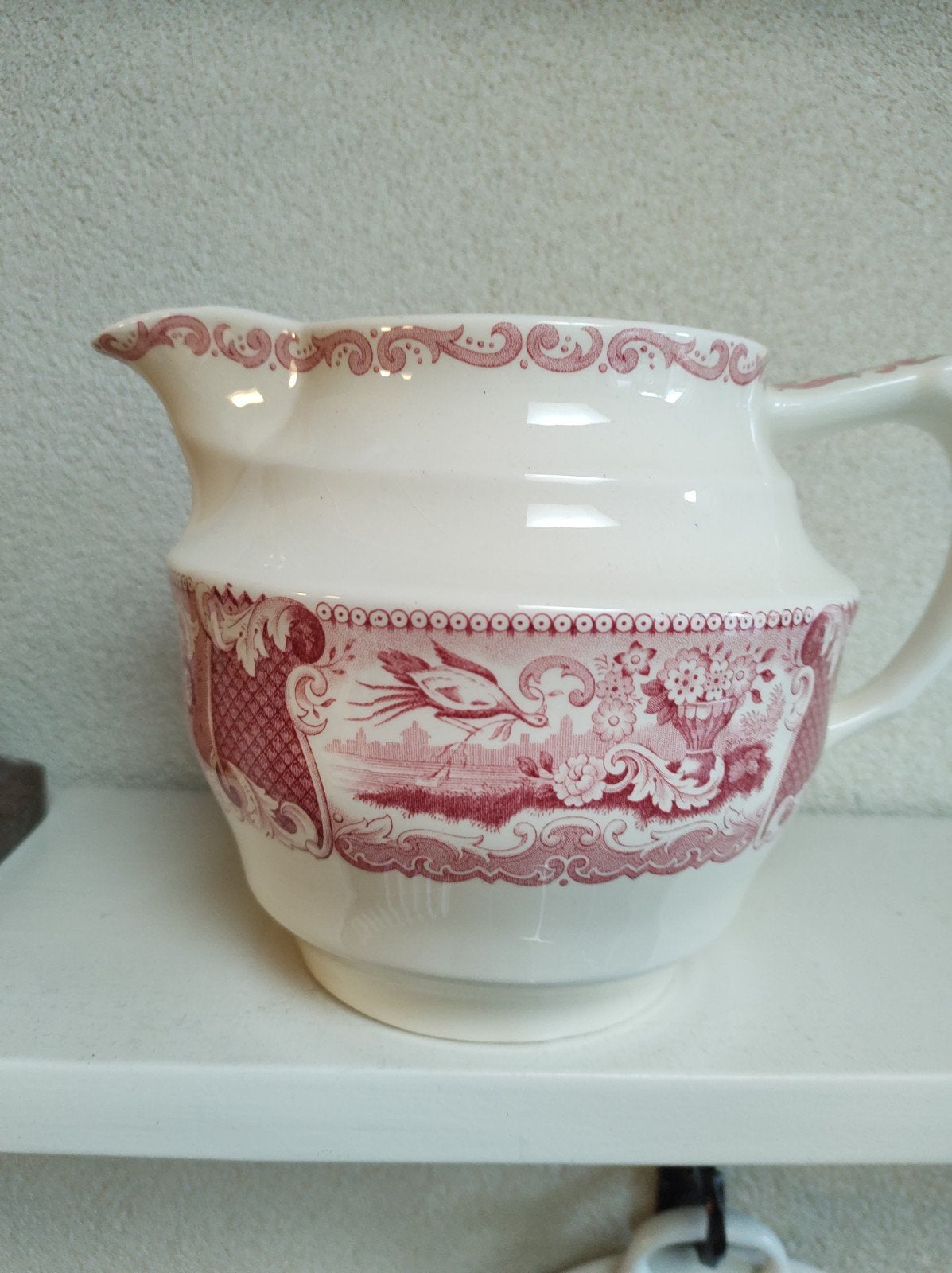 Melkkan Societe Ceramique Victoria rood, Antiek en Kunst, Antiek | Servies los, Ophalen of Verzenden