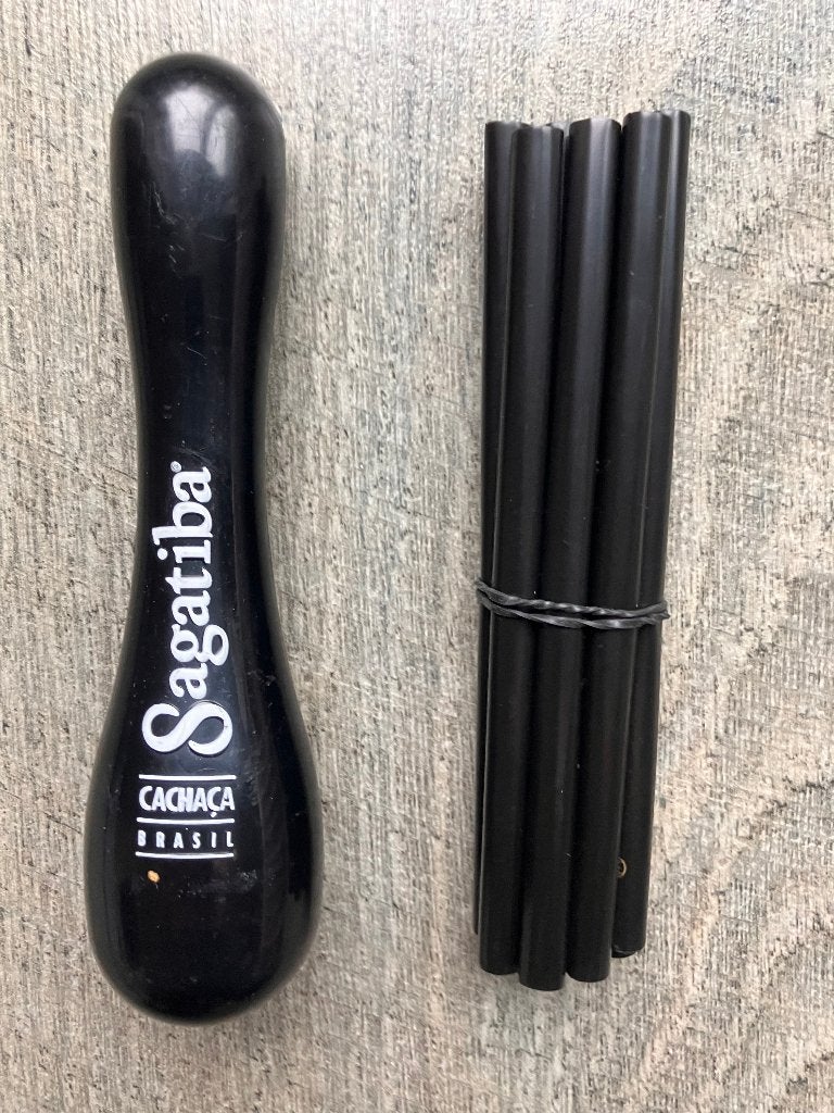 Sagatiba cocktail-stamper (15,5 cm) + 10 rietjes (13,5 cm), Overige typen, Kunststof, Ophalen of Verzenden, Zo goed als nieuw