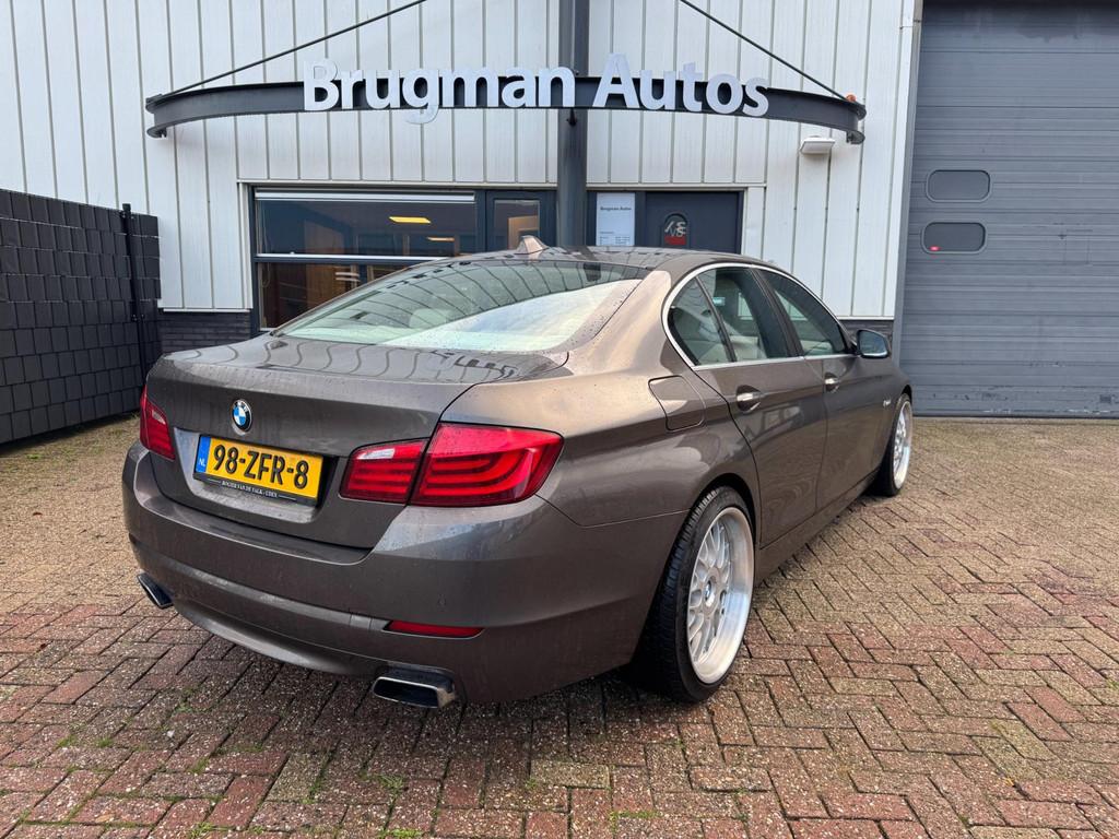 BMW 5-serie 550xi High Executive, Auto's, BMW, Automaat, Euro 5, Gebruikt, 4395 cc
