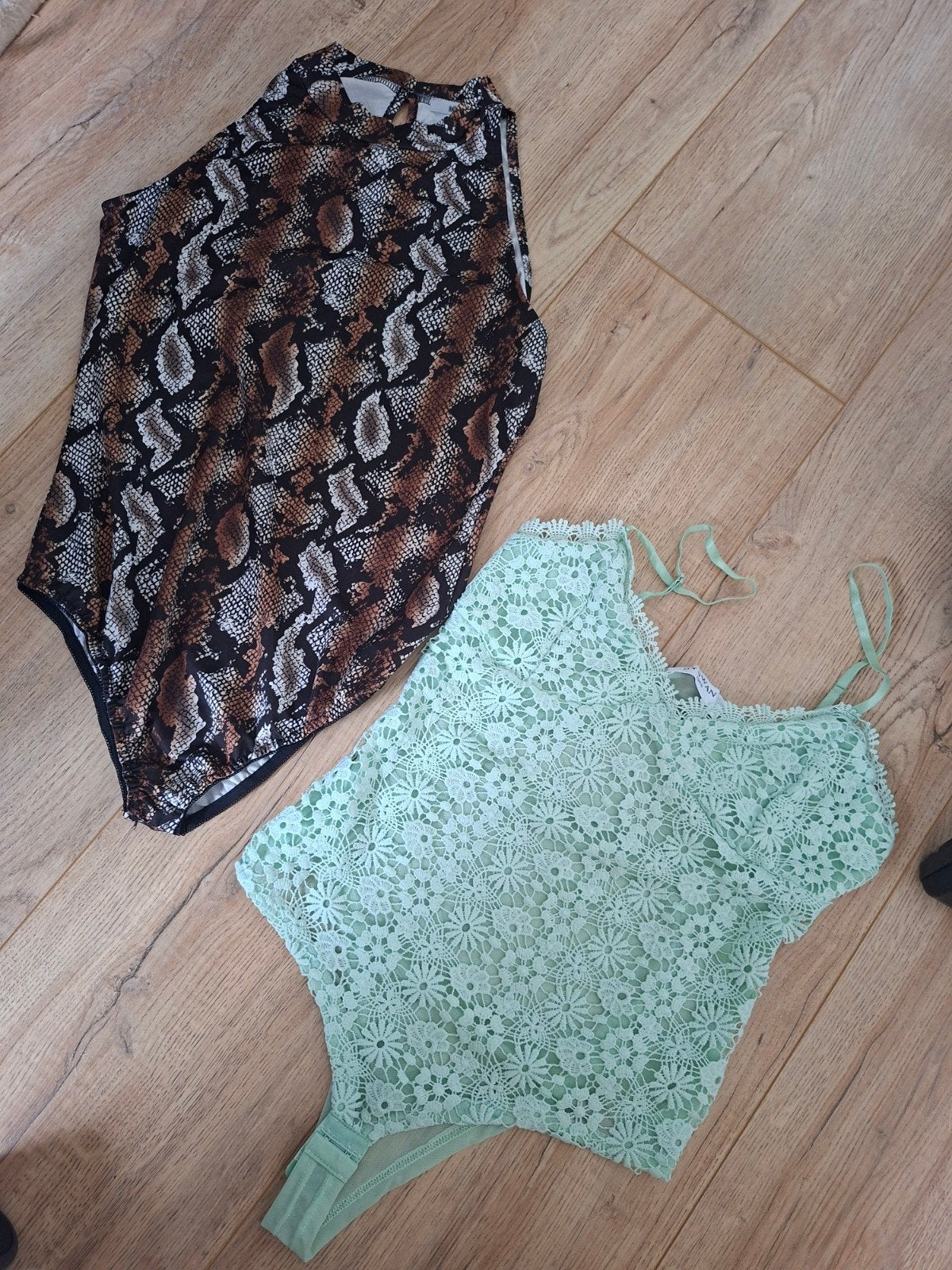 2 nieuwe body's, Ophalen, Nieuw