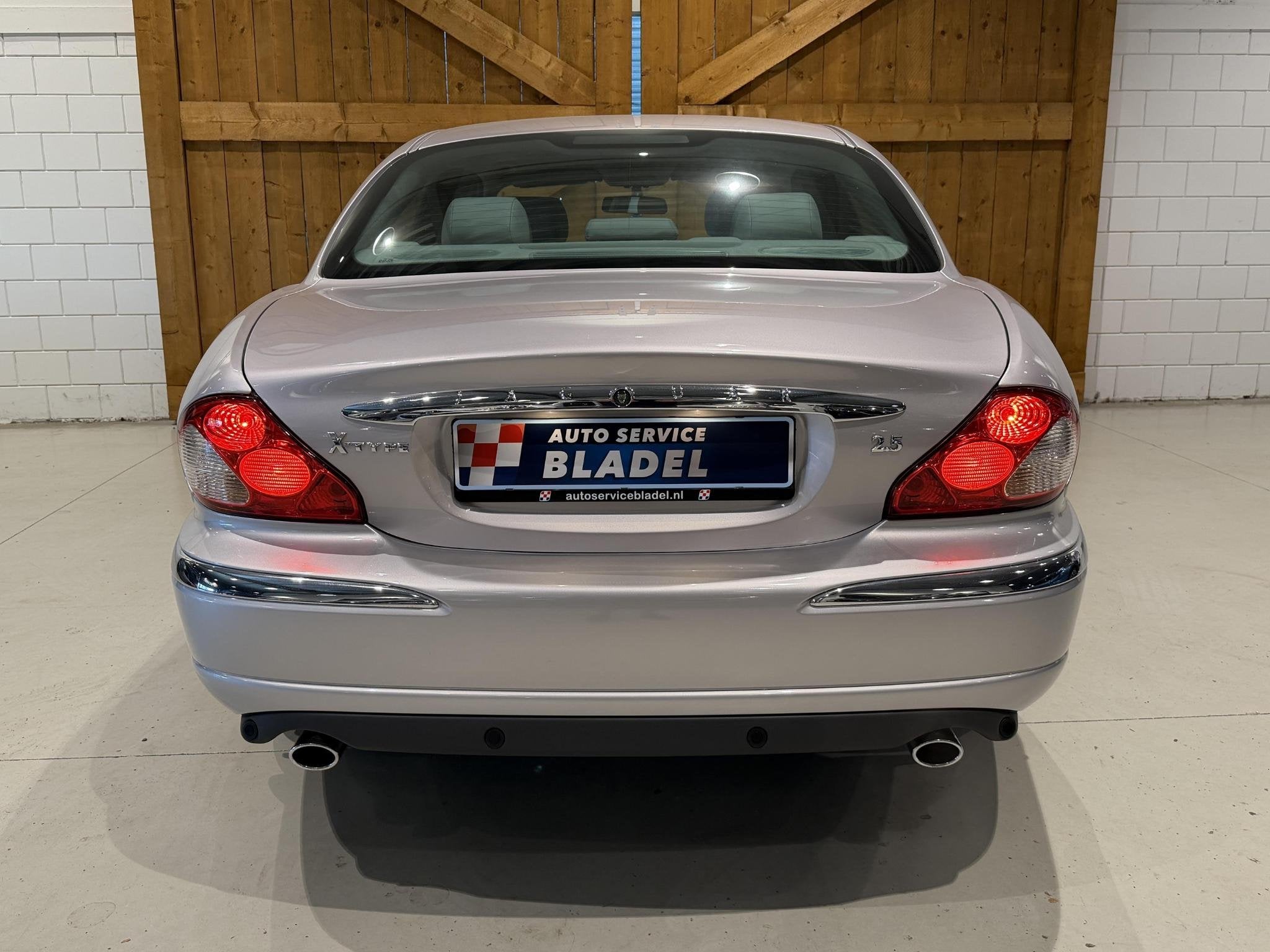 Jaguar X-type 2.5 V6 Executive Youngtimer Nieuwstaat, foto 5
