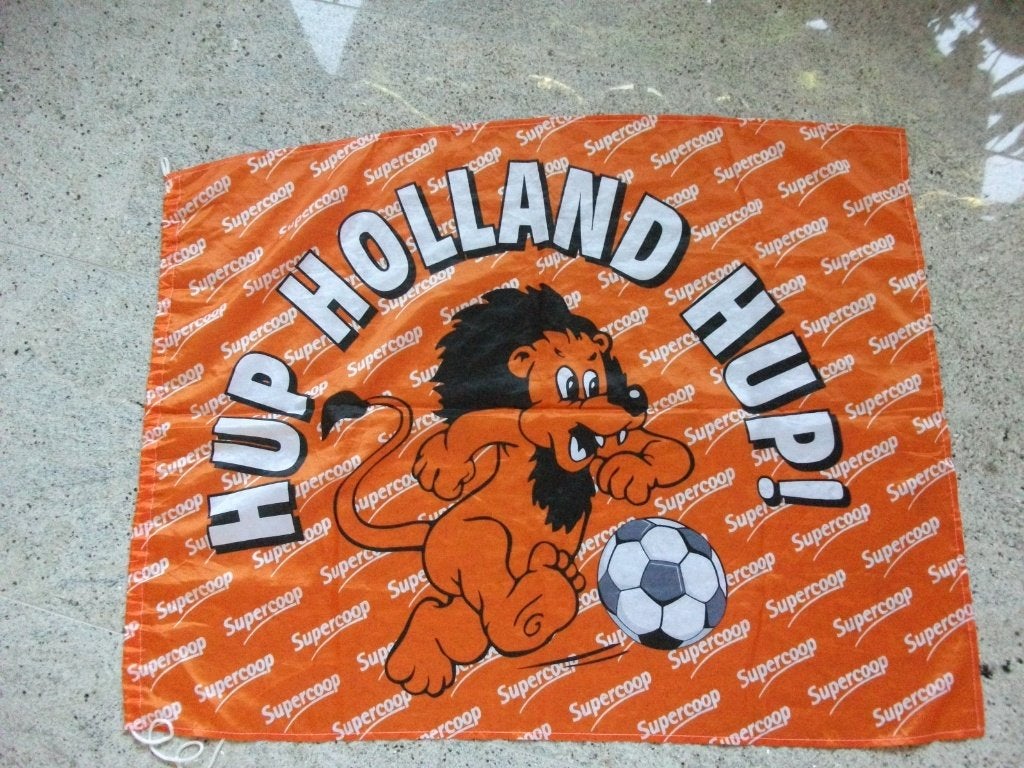 oranje vlag Hup Holland Hup (SuperCoop), Verzamelen, Ophalen of Verzenden, Gebruikt, Gebruiksvoorwerp