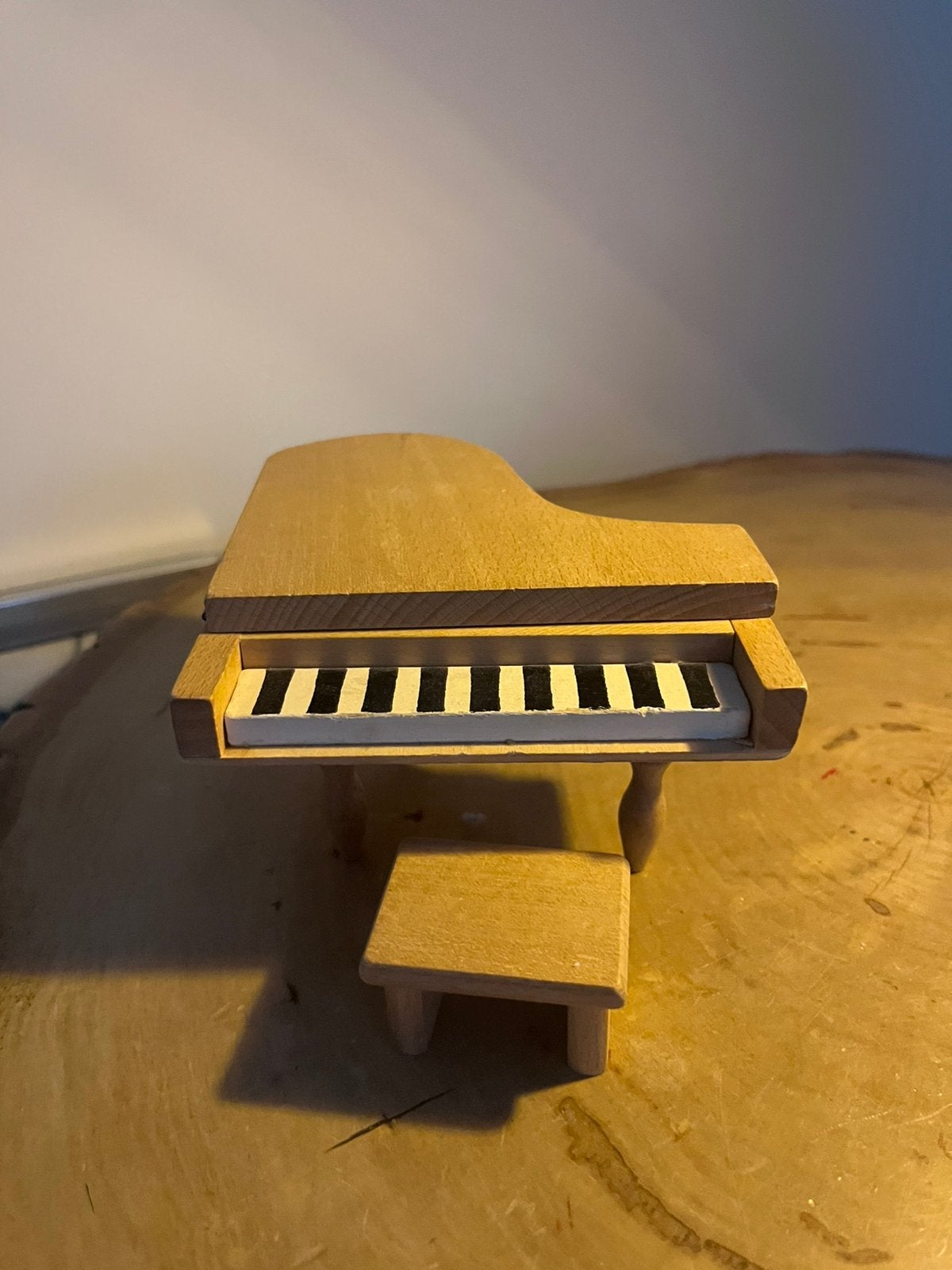 Houten speelgoed piano, Ophalen, Zo goed als nieuw, Poppenhuis