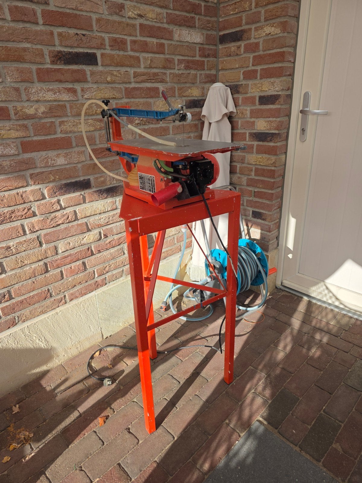 Hegner Multicut 2S figuurzaagmachine, Ophalen, Gebruikt, Overige typen, Minder dan 2 meter