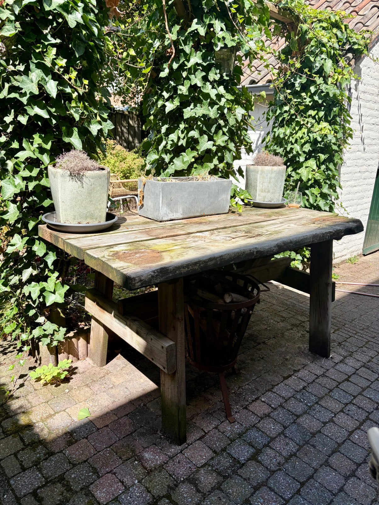 Vintage oude tuintafel, Ophalen, Zo goed als nieuw, Rechthoekig, Hout