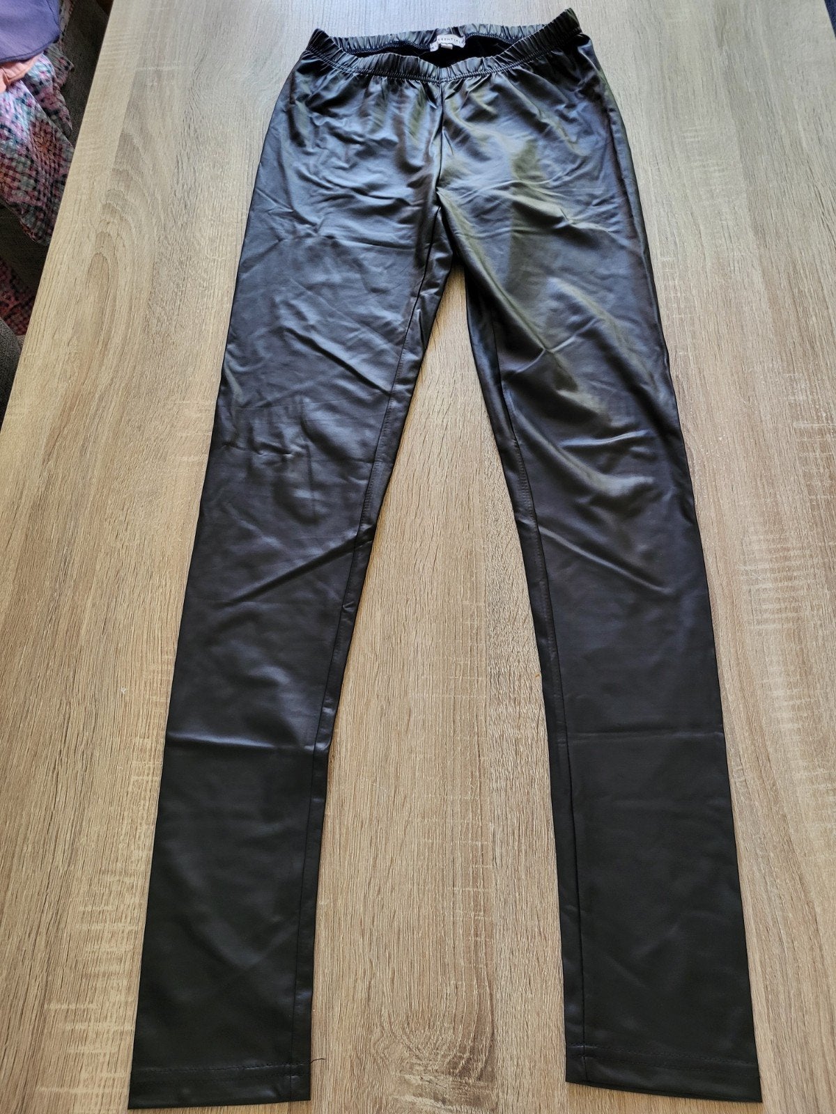 Zwarte imitatie leren legging - Clessentials, Legging, Maat 36/38 (S), Zwart, Nieuw