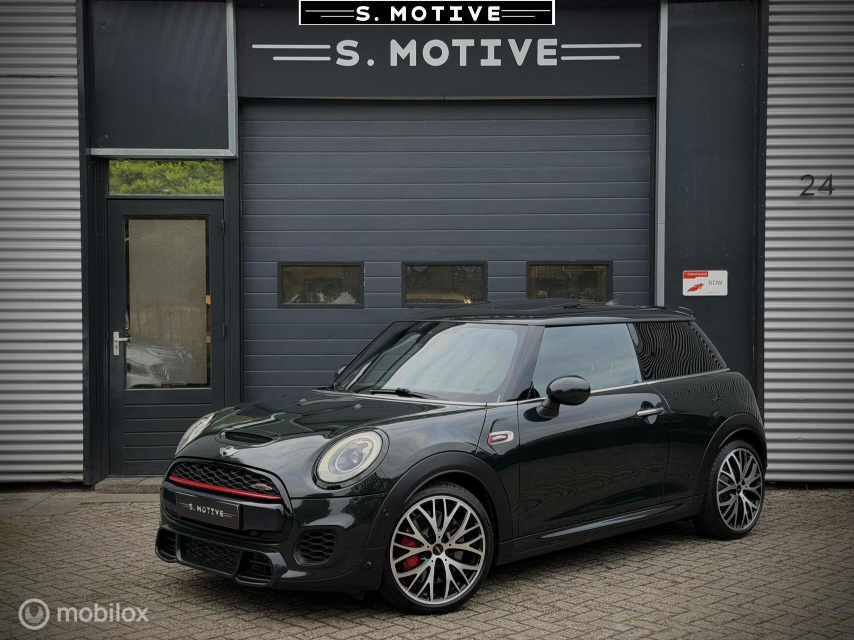 Mini 2.0 John Cooper Works Chili Pano, ACC, 265PK, H&K, HUD, Auto's, 1998 cc, Gebruikt, 4 cilinders, 4 stoelen