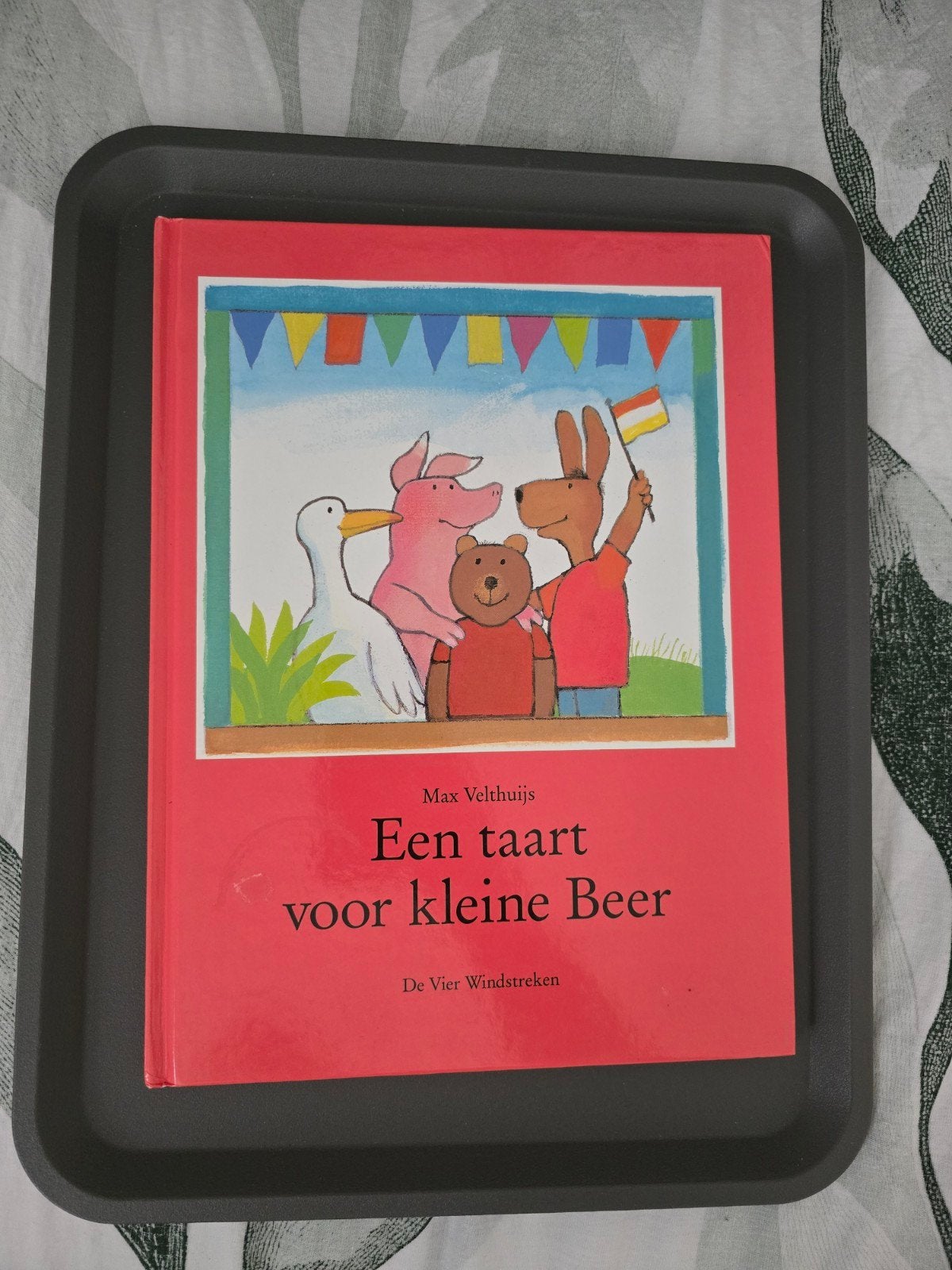 Max Velthuijs - Een taart voor kleine Beer, Ophalen of Verzenden, Gelezen, Max Velthuijs