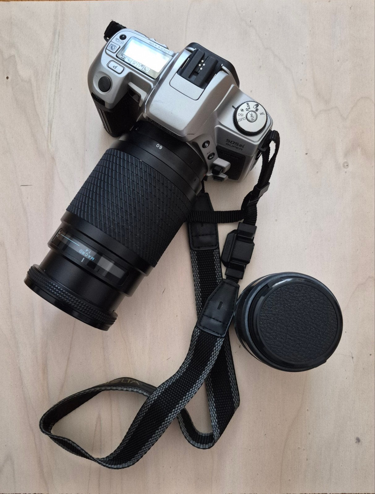 Minolta Dynax 505si Super met 2 lenzen waarvan 1 telelens, Audio, Tv en Foto, Ophalen of Verzenden, Gebruikt, Spiegelreflex, Minolta