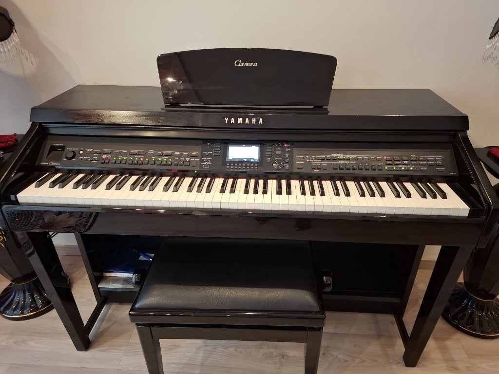 Yamaha Clavinova CVP 701, Ophalen, Yamaha, Aanslaggevoelig, 61 toetsen