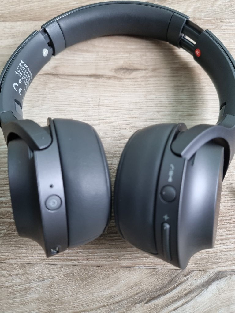 SONY WH-H800 koptelefoon