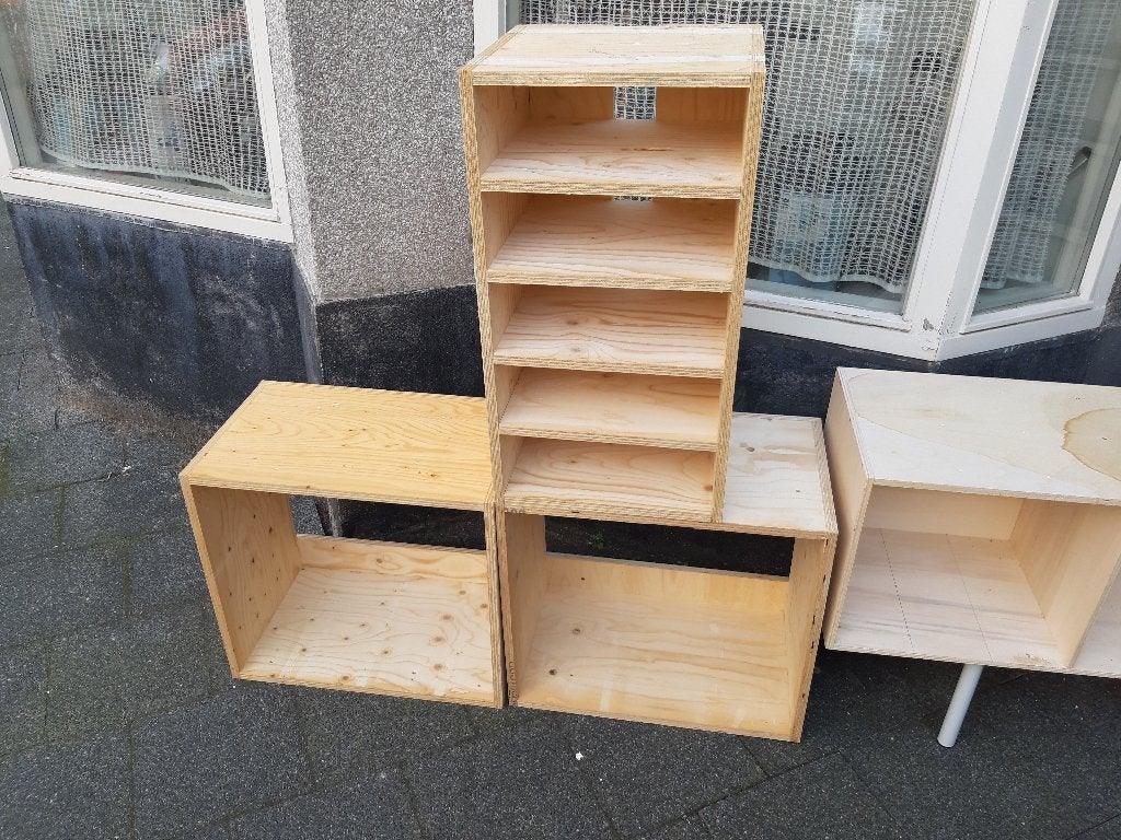 Rekken speciaal vervaardigt, Multiplex voor platen, stereo-s, Ophalen, Met plank(en), Minder dan 50 cm, Gebruikt